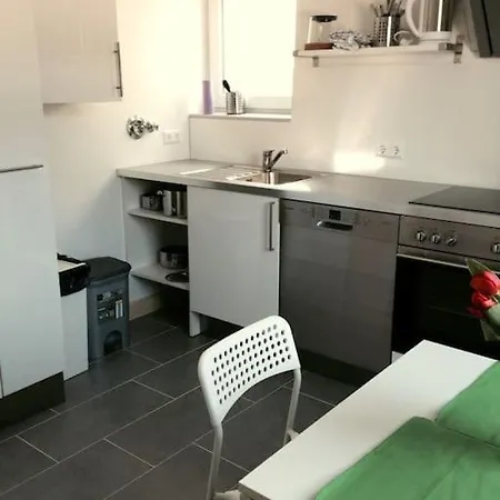 2 Ensingerstrtasse Apartamento